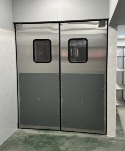 平バンパー
（樹脂）