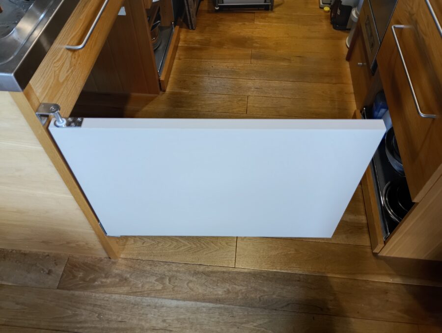 飲食店舗向け 片開き メラミン化粧板タイプ ミニスイングドア