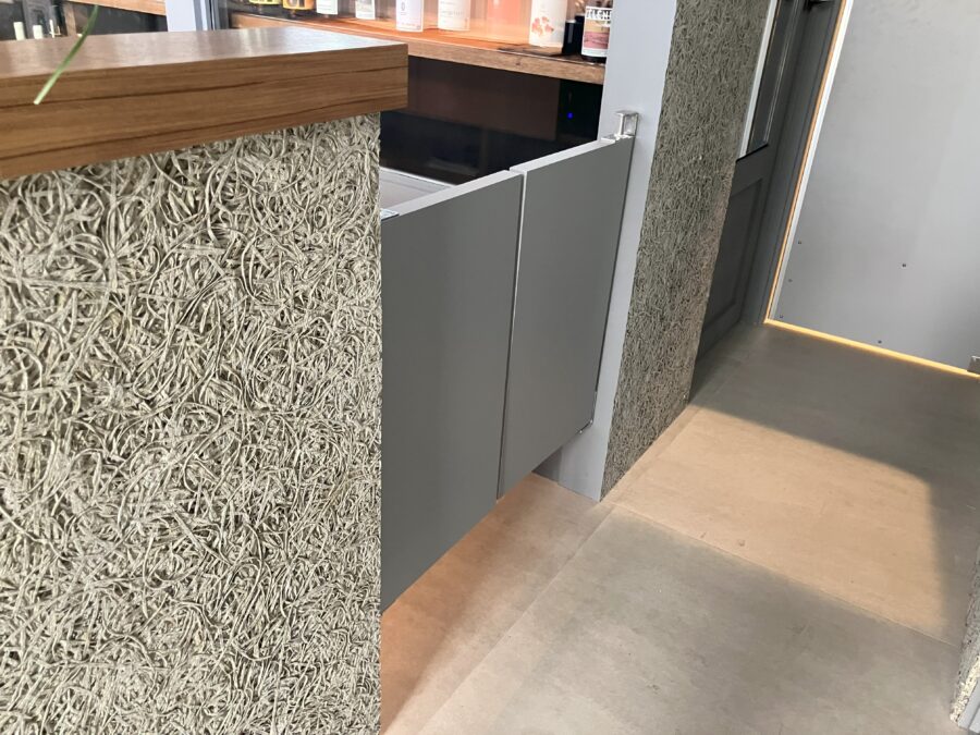 飲食店向け両開きメラミン化粧板ミニスイングドア