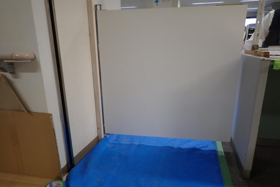 事務所向け片開きメラミン化粧板ミニスイングドア